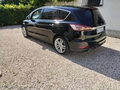 Usata Ford S-MAX Business Edition 209 CV (153 kW) 2016 Monovolume