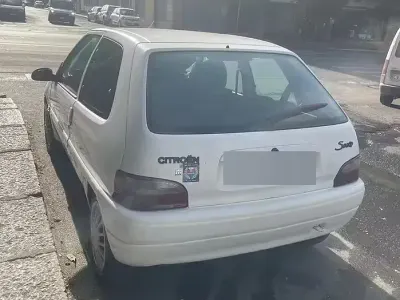 Usata Citroën Saxo 57 CV (41 kW) 2002 Bianco Utilitaria