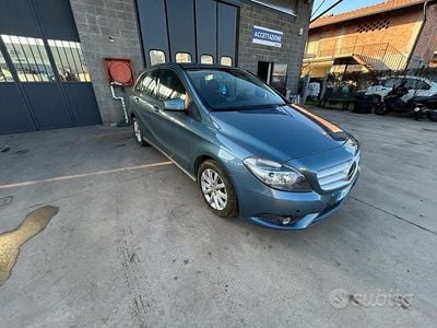 Blu Usata 2014 Mercedes B160 Premium Monovolume | 7900 € (Ottimo prezzo)