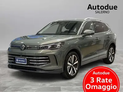Usata VW Tiguan Elegance 150 CV (110 kW) 2024 Velvet green metallizzato SUV
