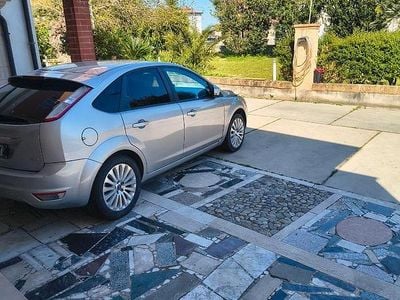 Begagnad Ford Focus Cabriolet 136 HK (100 kW) 2008 Grå Cab