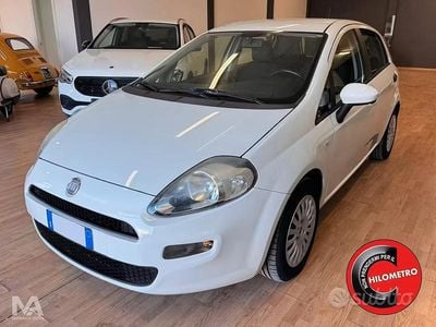 Usata Fiat Punto Pop 85 CV (62 kW) 2012 Bianco Utilitaria