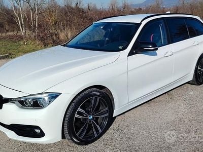 Usata BMW 318 150 CV (110 kW) 2017 Bianco Station wagon