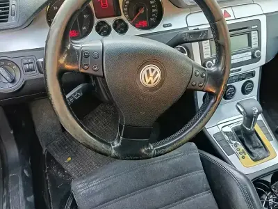 Usata VW Passat 140 CV (102 kW) 2008 Grigio Berlina