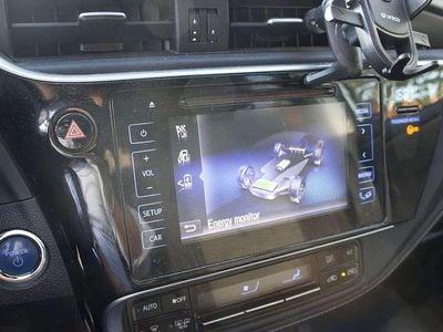 Toyota Auris Hybrid