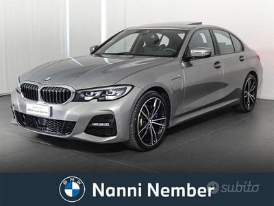 Usata BMW 330e M Sport 292 CV (214 kW) 2020 Grigio Berlina