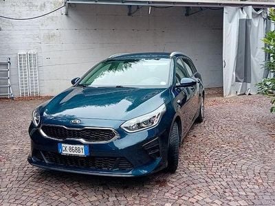 Usata Kia Ceed Sportswagon 100 CV (73 kW) 2018 Blu Station wagon