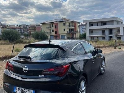 Usata Opel Astra 110 CV (80 kW) 2013 Utilitaria
