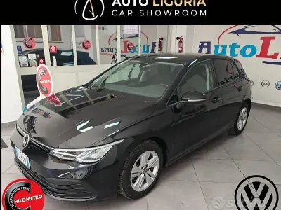 Usata VW Golf VIII Life 131 CV (96 kW) 2021 Nero Berlina