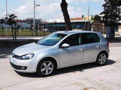 Usata VW Golf VI Sportline 105 CV (77 kW) 2011 Utilitaria