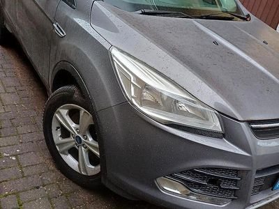 Usata Ford Kuga Titanium 120 CV (88 kW) 2016 Grigio SUV