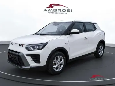 Nuova KGM Tivoli 135 CV (99 kW) 2026 Latte greige SUV