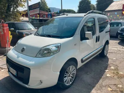 Usata Fiat Qubo Trekking 75 CV (55 kW) 2014 Bianco Monovolume