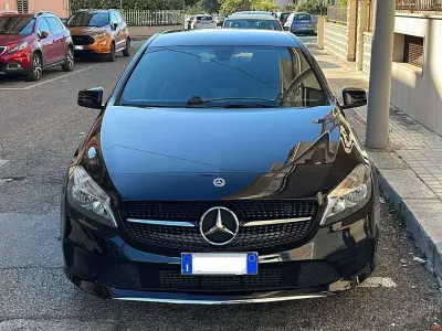 Usata Mercedes A160 Business 102 CV (75 kW) 2018 Nero Berlina