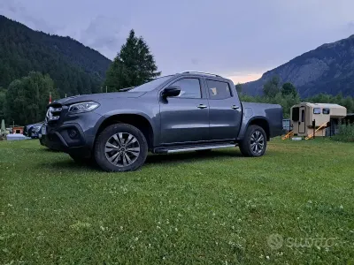 Usata Mercedes X250 190 CV (139 kW) 2019 Grigio Pick-up