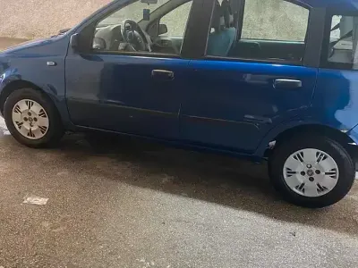 Usata Fiat Panda 60 CV (44 kW) 2004 Bluazzurro Utilitaria