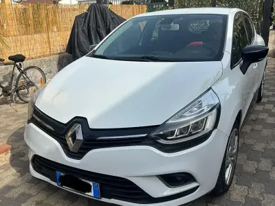 Usata Renault Clio IV Intens 90 CV (66 kW) 2019 Bianco Berlina