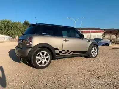 Usata Mini Cooper D 109 CV (80 kW) 2008 Utilitaria