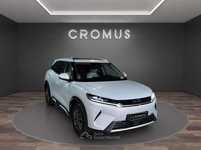 Nuova BYD Atto 2 Boost 212 CV (155 kW) 2026 Skiing white SUV