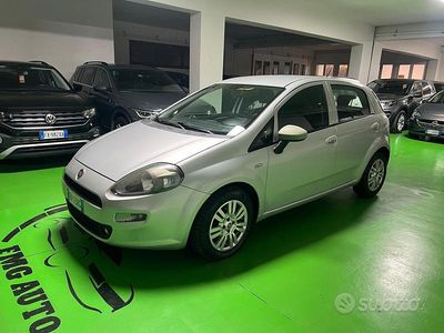 Usata Fiat Punto Lounge 75 CV (55 kW) 2015 Grigio Utilitaria