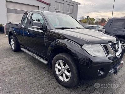 Usata Nissan Navara 190 CV (139 kW) 2013 Grigio Pick-up