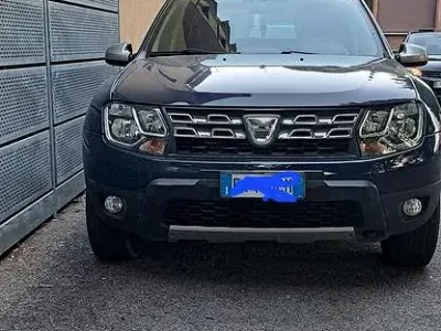 Usata Dacia Duster 105 CV (77 kW) 2015 Bluazzurro SUV