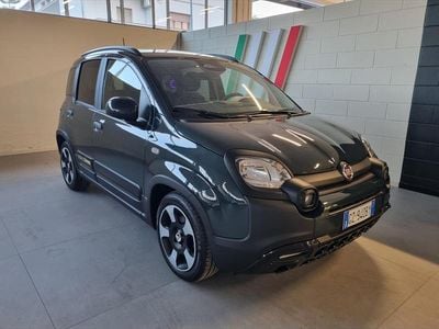 Usata Fiat Panda Cross 69 CV (50 kW) 2025 Verde Utilitaria