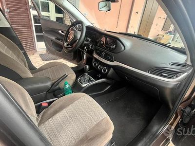 Usata Fiat Tipo 2016 Marrone Berlina