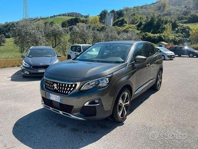 Usata Peugeot 3008 Allure 131 CV (96 kW) 2019 Grigio SUV