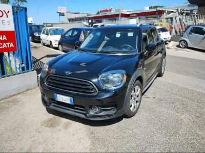 Käytetty Mini Cooper D Countryman Business 116 HP (85 kW) 2020 Musta Katumaasturi