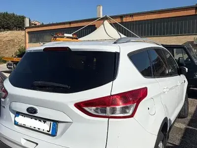 Usata Ford Kuga 140 CV (102 kW) 2013 Bianco SUV