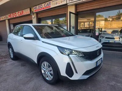 Usata Peugeot 3008 Active 131 CV (96 kW) 2021 Bianco SUV