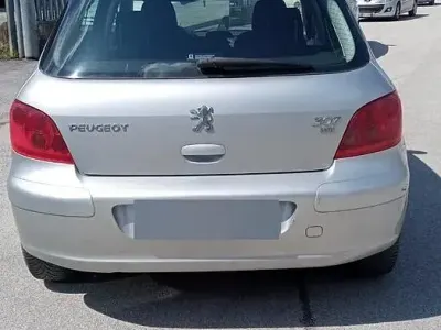 Begagnad Peugeot 307 90 HK (66 kW) 2002 Sedan