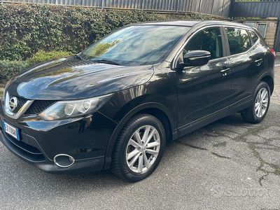 Usata 2015 Nissan Qashqai Acenta SUV | 5990 € (Super prezzo)