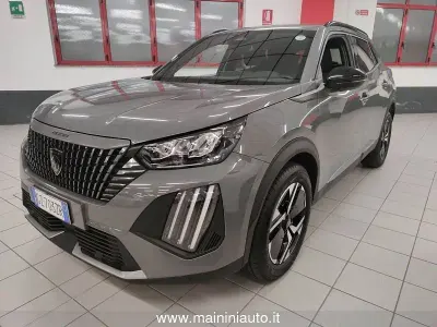 Usata Peugeot 2008 Allure 102 CV (75 kW) 2025 Grigio SUV