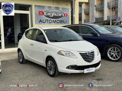 Usata Lancia Ypsilon Silver 69 CV (50 kW) 2012 Bianco Utilitaria