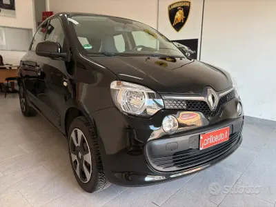 Usata Renault Twingo Dynamique 69 CV (50 kW) 2015 Nero Utilitaria