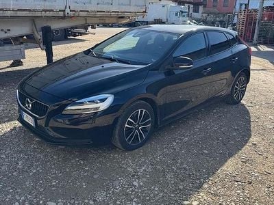 Usata Volvo V40 R-Design 120 CV (88 kW) 2019 Berlina