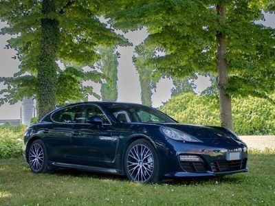 Porsche Panamera 4S