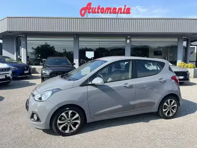 Usata Hyundai i10 Style 75 CV (55 kW) 2013 Grigio Utilitaria