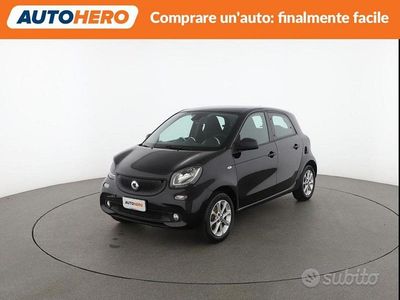 Begagnad Smart ForFour 71 HK (52 kW) 2016 Svart Halvkombi