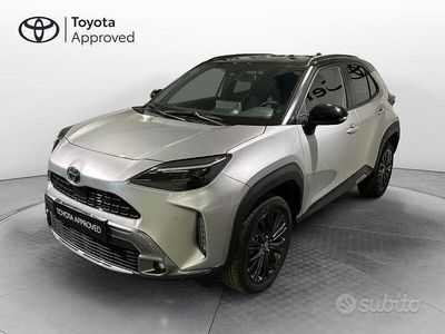 Usata Toyota Yaris Cross 116 CV (85 kW) 2022 Grigio SUV