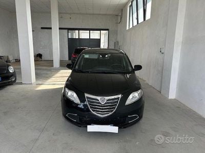 Usata Lancia Ypsilon S 95 CV (69 kW) 2014 Nero Utilitaria