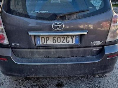 Usata Toyota Corolla Verso 2008 Grigio Monovolume