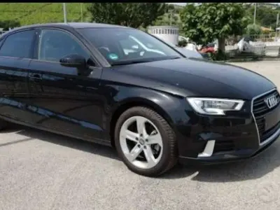 Usata Audi A3 Business 116 CV (85 kW) 2018 Nero Berlina
