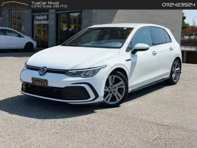 Usata VW Golf VIII R-line 149 CV (109 kW) 2021 Bianco Berlina