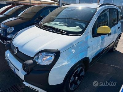 Usata Fiat Panda Cross Cross 69 CV (50 kW) 2025 Bianco Utilitaria