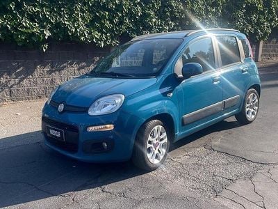 Usata Fiat Panda Lounge 74 CV (54 kW) 2013 Blu Utilitaria