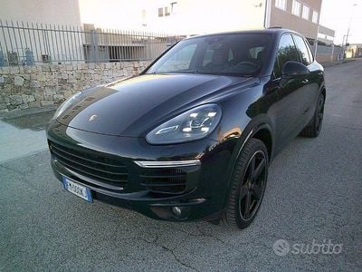 Usata Porsche Cayenne Platinum Edition 250 CV (183 kW) 2017 Nero SUV