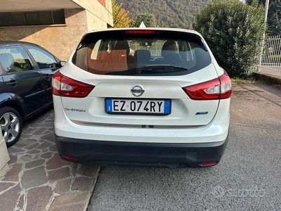 Gebraucht Nissan Qashqai 116 PS (85 kW) 2015 SUV